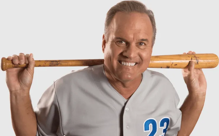 Ryne Sandberg follows in Urlacher's footsteps as hair-transplant endorser